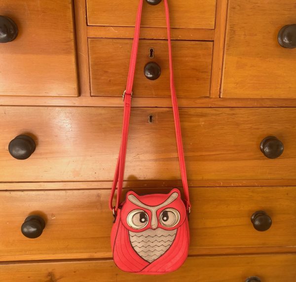 Vintage vinyl owl handbag